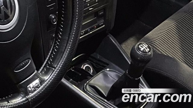 VOLKSWAGEN 골프 4세대 1.8 GTI 2003 - photo 3 - Import Corée du Sud | International Cars