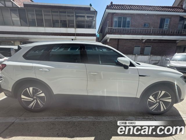 VOLKSWAGEN 투아렉 3세대 3.0 TDI Premium 2022 - photo 2 - Import Corée du Sud | International Cars