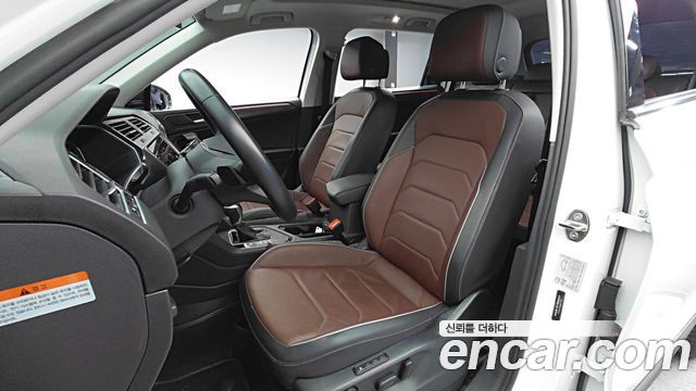 VOLKSWAGEN 티구안 올스페이스 2.0 TSI 프레스티지 2023 - photo 10 - Import Corée du Sud | International Cars