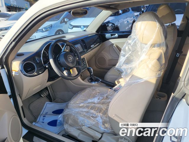 VOLKSWAGEN 비틀 2.0 TDI 2013 - photo 9 - Import Corée du Sud | International Cars