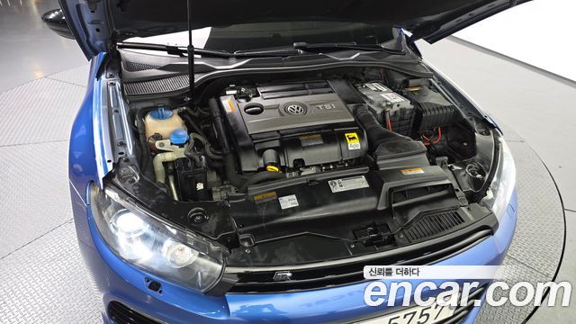 VOLKSWAGEN 시로코 2.0 TSI R 2013 - photo 5 - Import Corée du Sud | International Cars