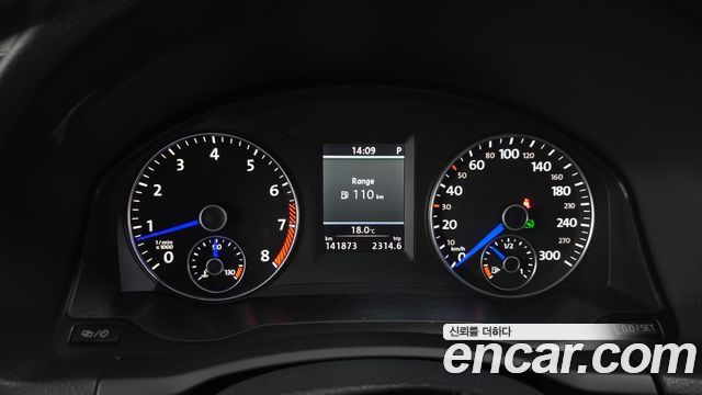 VOLKSWAGEN 시로코 2.0 TSI R 2013 - photo 7 - Import Corée du Sud | International Cars