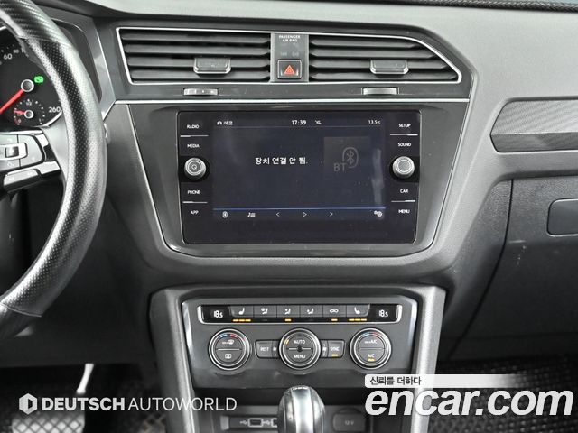 VOLKSWAGEN 티구안 2세대 2.0 TDI Premium 2018 - photo 14 - Import Corée du Sud | International Cars