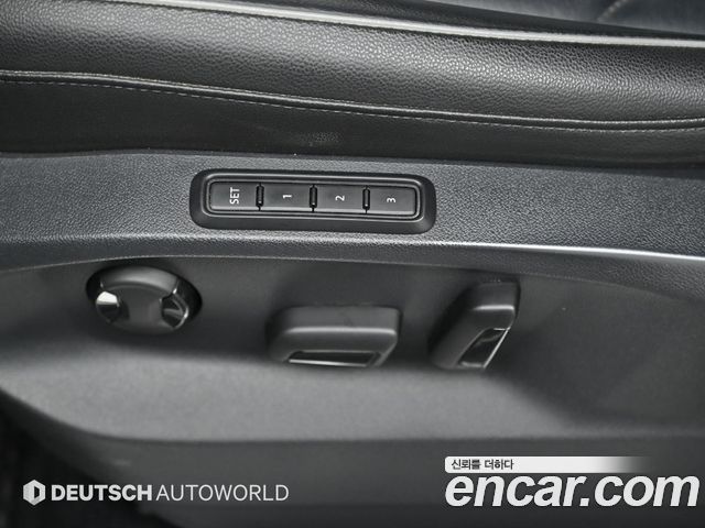 VOLKSWAGEN 티구안 2세대 2.0 TDI Premium 2018 - photo 18 - Import Corée du Sud | International Cars