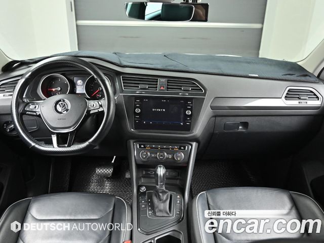 VOLKSWAGEN 티구안 2세대 2.0 TDI Premium 2018 - photo 7 - Import Corée du Sud | International Cars