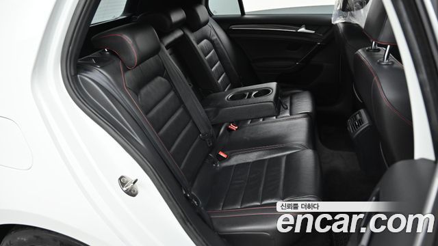 VOLKSWAGEN 골프 7세대 2.0 GTI 2014 - photo 12 - Import Corée du Sud | International Cars
