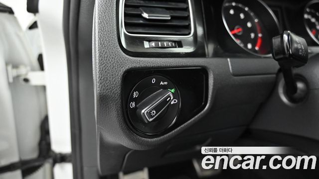 VOLKSWAGEN 골프 7세대 2.0 GTI 2014 - photo 16 - Import Corée du Sud | International Cars