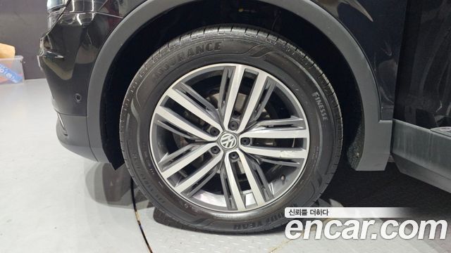 VOLKSWAGEN 티구안 올스페이스 2.0 TDI 프레스티지 2020 - photo 5 - Import Corée du Sud | International Cars