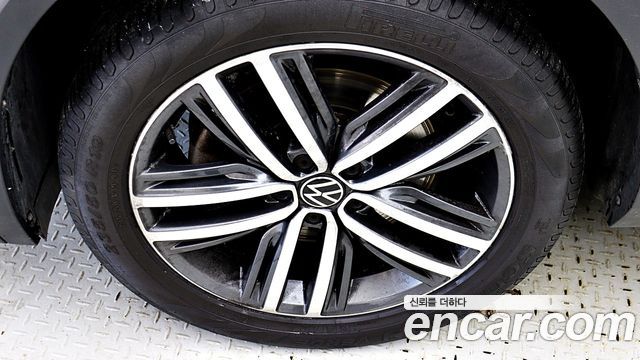 VOLKSWAGEN 티구안 2세대 2.0 TSI 4모션 2023 - photo 5 - Import Corée du Sud | International Cars