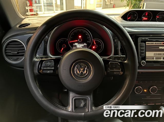 VOLKSWAGEN 비틀 2.0 TDI 2013 - photo 10 - Import Corée du Sud | International Cars