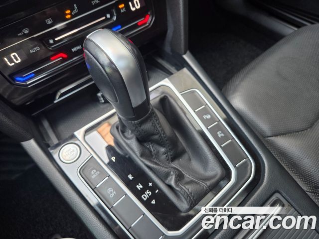 VOLKSWAGEN 아테온 2.0 TDI 프레스티지 2023 - photo 9 - Import Corée du Sud | International Cars