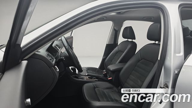 VOLKSWAGEN 파사트 2.5 2013 - photo 10 - Import Corée du Sud | International Cars