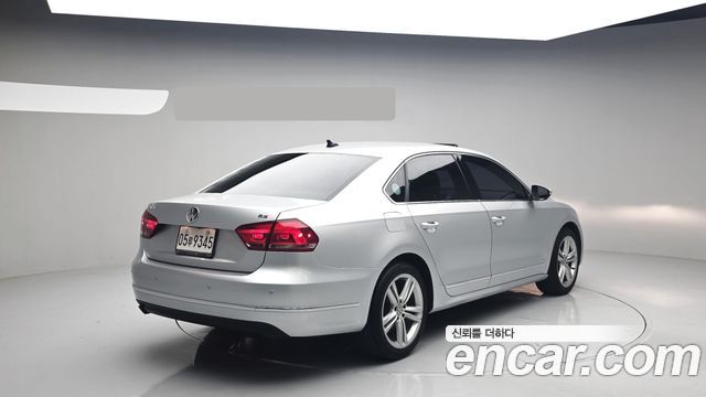VOLKSWAGEN 파사트 2.5 2013 - photo 2 - Import Corée du Sud | International Cars