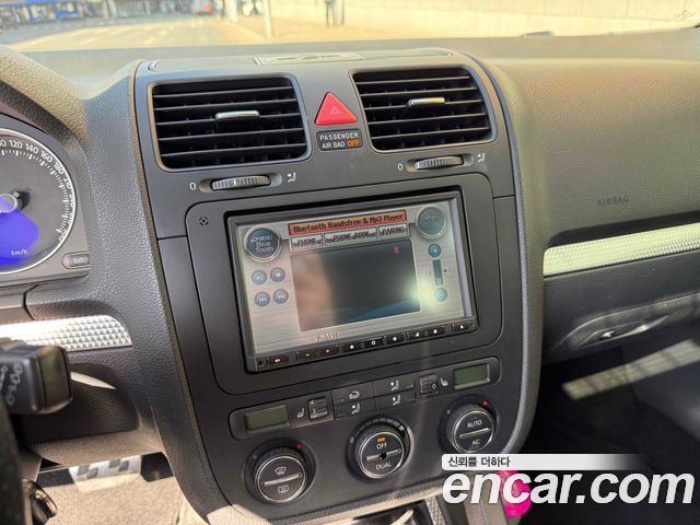 VOLKSWAGEN 골프 5세대 R32 2008 - photo 19 - Import Corée du Sud | International Cars