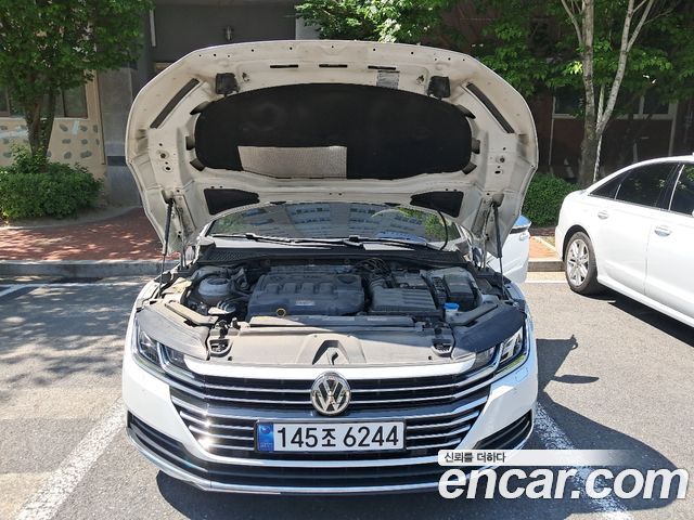 VOLKSWAGEN 아테온 2.0 TDI Premium 2019 - photo 8 - Import Corée du Sud | International Cars