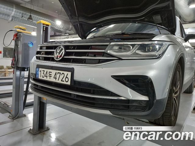 VOLKSWAGEN 티구안 2세대 2.0 TDI Premium 2021 - photo 7 - Import Corée du Sud | International Cars