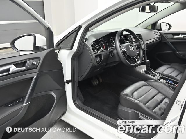 VOLKSWAGEN 골프 7세대 2.0 TDI Premium 2014 - photo 11 - Import Corée du Sud | International Cars