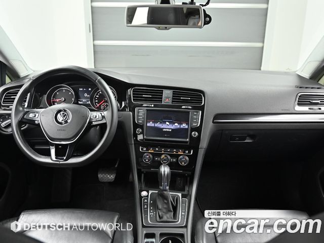 VOLKSWAGEN 골프 7세대 2.0 TDI Premium 2014 - photo 24 - Import Corée du Sud | International Cars