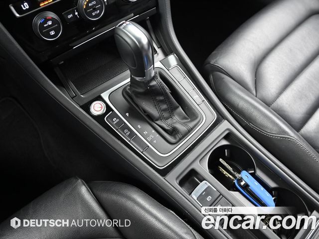 VOLKSWAGEN 골프 7세대 2.0 TDI Premium 2014 - photo 9 - Import Corée du Sud | International Cars