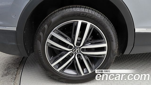 VOLKSWAGEN 티구안 올스페이스 2.0 TSI 프레스티지 2023 - photo 24 - Import Corée du Sud | International Cars
