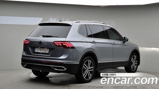 VOLKSWAGEN 티구안 올스페이스 2.0 TSI 프레스티지 2023 - photo 4 - Import Corée du Sud | International Cars