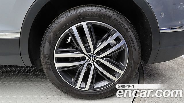 VOLKSWAGEN 티구안 올스페이스 2.0 TSI 프레스티지 2023 - photo 6 - Import Corée du Sud | International Cars