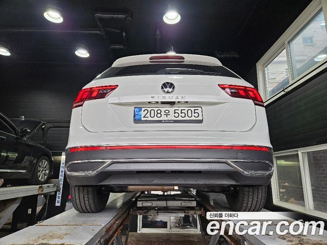 VOLKSWAGEN 티구안 2세대 2.0 TDI Premium 2021 - photo 2 - Import Corée du Sud | International Cars