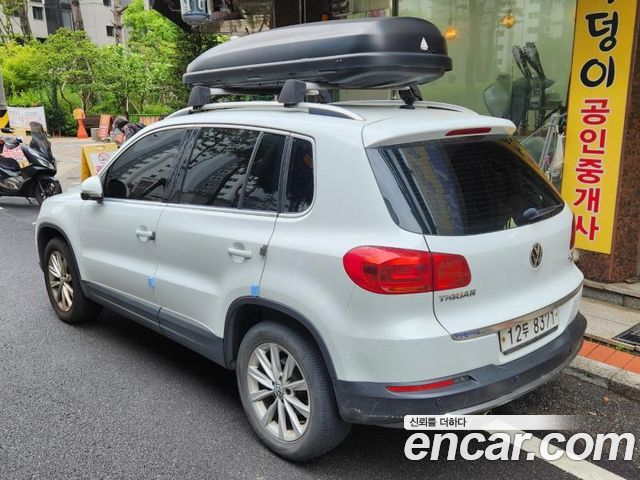 VOLKSWAGEN 티구안 2.0 TDI 컴포트 2015 - photo 3 - Import Corée du Sud | International Cars