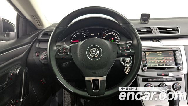 VOLKSWAGEN CC 2.0 TDI 블루모션 2016 - photo 12 - Import Corée du Sud | International Cars