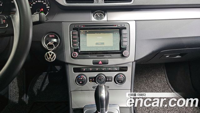 VOLKSWAGEN CC 2.0 TDI 블루모션 2016 - photo 13 - Import Corée du Sud | International Cars