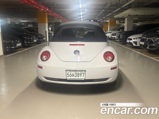 VOLKSWAGEN 비틀 2.0 Cabriolet 2009 - photo 4 - Import Corée du Sud | International Cars