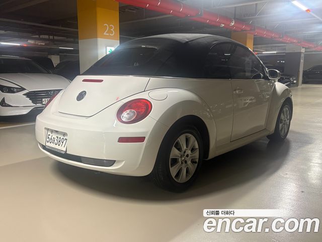 VOLKSWAGEN 비틀 2.0 Cabriolet 2009 - photo 6 - Import Corée du Sud | International Cars