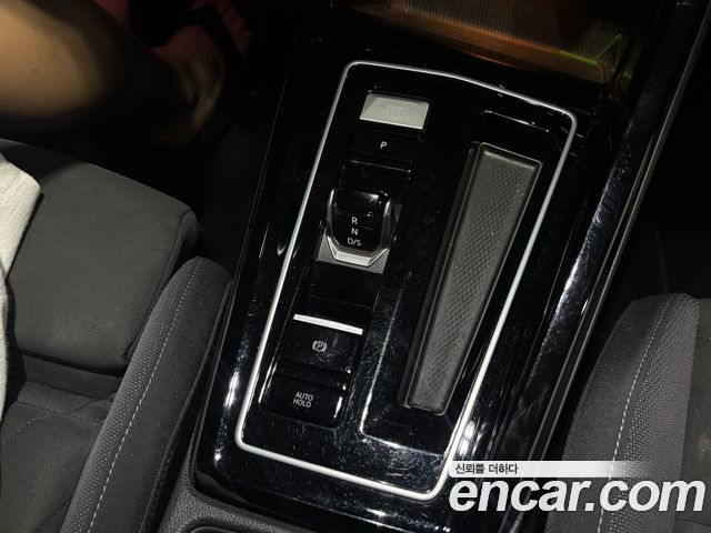 VOLKSWAGEN 골프 8세대 2.0 TDI 프레스티지 2023 - photo 15 - Import Corée du Sud | International Cars