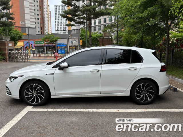 VOLKSWAGEN 골프 8세대 2.0 TDI 프레스티지 2023 - photo 4 - Import Corée du Sud | International Cars