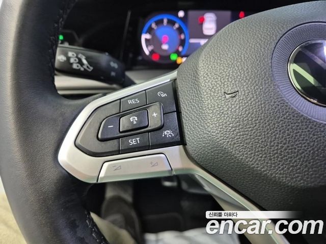 VOLKSWAGEN 골프 8세대 2.0 TDI 프레스티지 2022 - photo 16 - Import Corée du Sud | International Cars
