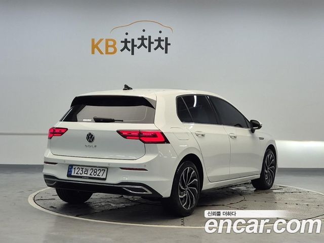 VOLKSWAGEN 골프 8세대 2.0 TDI 프레스티지 2022 - photo 3 - Import Corée du Sud | International Cars