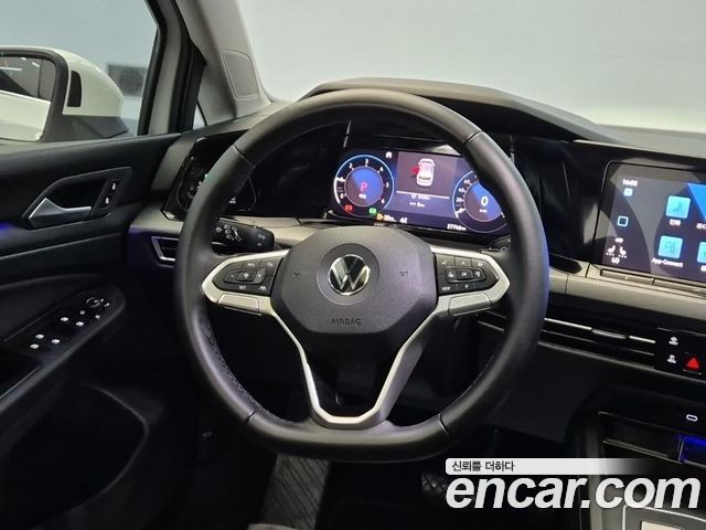 VOLKSWAGEN 골프 8세대 2.0 TDI 프레스티지 2022 - photo 9 - Import Corée du Sud | International Cars