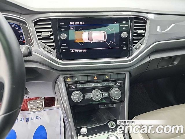 VOLKSWAGEN 티록 2.0 TDI 프레스티지 2022 - photo 10 - Import Corée du Sud | International Cars