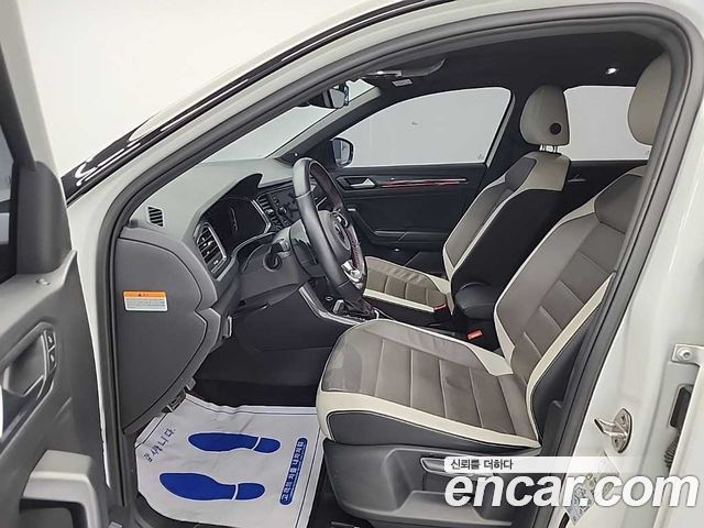 VOLKSWAGEN 티록 2.0 TDI 프레스티지 2022 - photo 11 - Import Corée du Sud | International Cars