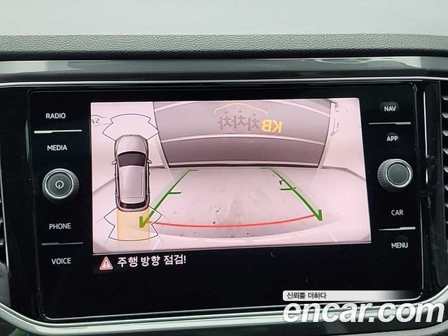 VOLKSWAGEN 티록 2.0 TDI 프레스티지 2022 - photo 15 - Import Corée du Sud | International Cars