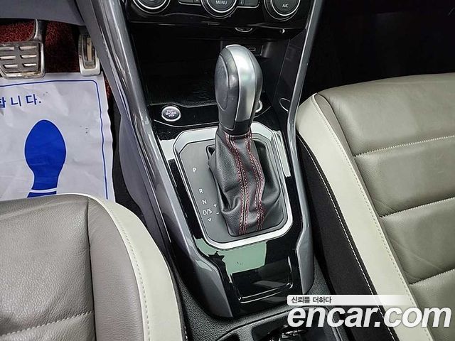 VOLKSWAGEN 티록 2.0 TDI 프레스티지 2022 - photo 8 - Import Corée du Sud | International Cars
