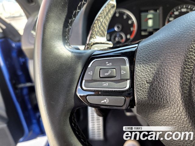 VOLKSWAGEN 시로코 2.0 TSI R 2014 - photo 12 - Import Corée du Sud | International Cars