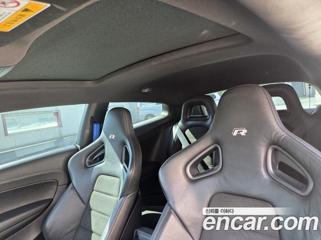 VOLKSWAGEN 시로코 2.0 TSI R 2014 - photo 16 - Import Corée du Sud | International Cars