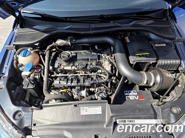 VOLKSWAGEN 시로코 2.0 TSI R 2014 - photo 9 - Import Corée du Sud | International Cars