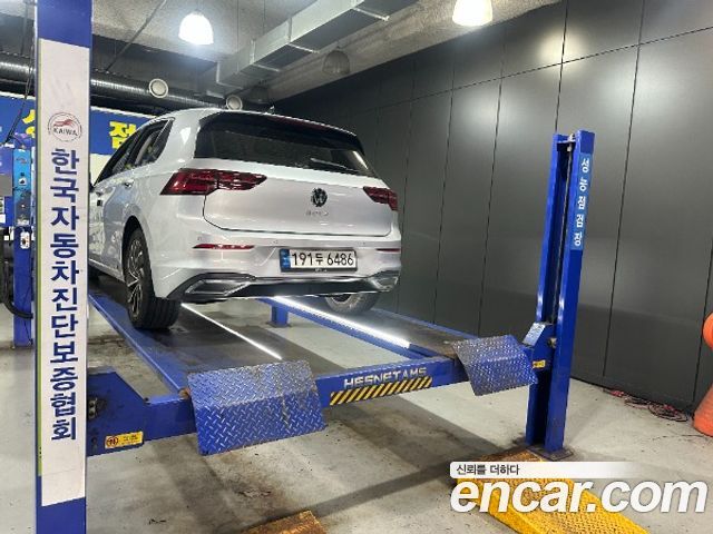 VOLKSWAGEN 골프 8세대 2.0 TDI 프레스티지 2022 - photo 2 - Import Corée du Sud | International Cars