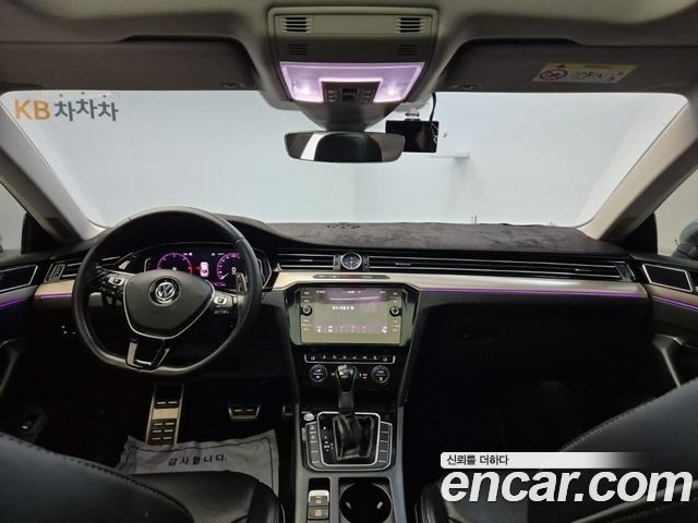 VOLKSWAGEN 아테온 2.0 TDI Premium 2020 - photo 23 - Import Corée du Sud | International Cars