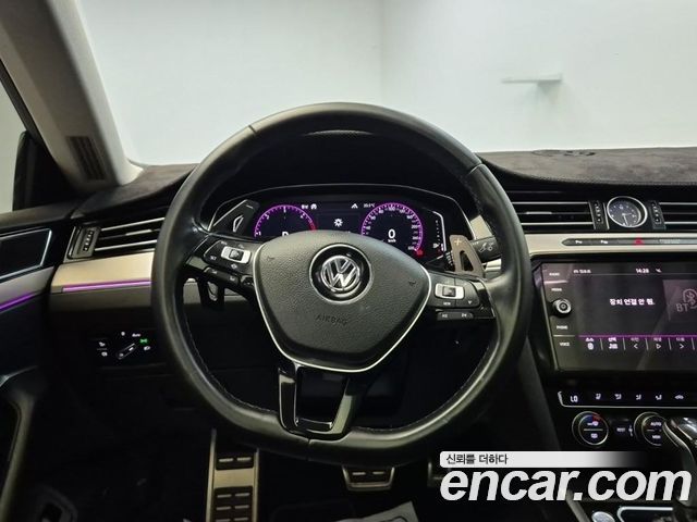 VOLKSWAGEN 아테온 2.0 TDI Premium 2020 - photo 9 - Import Corée du Sud | International Cars