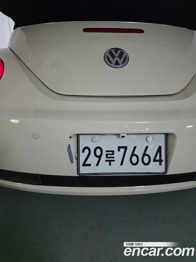VOLKSWAGEN 비틀 2.0 Cabriolet 2007 - photo 12 - Import Corée du Sud | International Cars