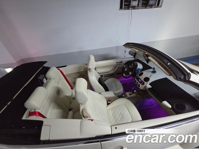 VOLKSWAGEN 비틀 2.0 Cabriolet 2007 - photo 15 - Import Corée du Sud | International Cars