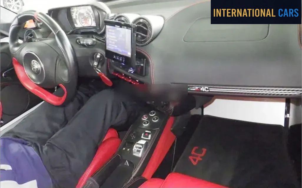 ALFA ROMEO 4C BASE GRADE 2017 - photo 3 - Import Japon | International Cars
